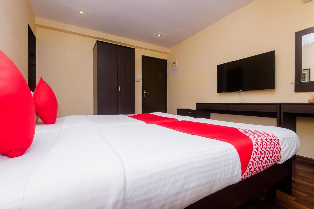 Hotel Orritel West Мумбаи Экстерьер фото