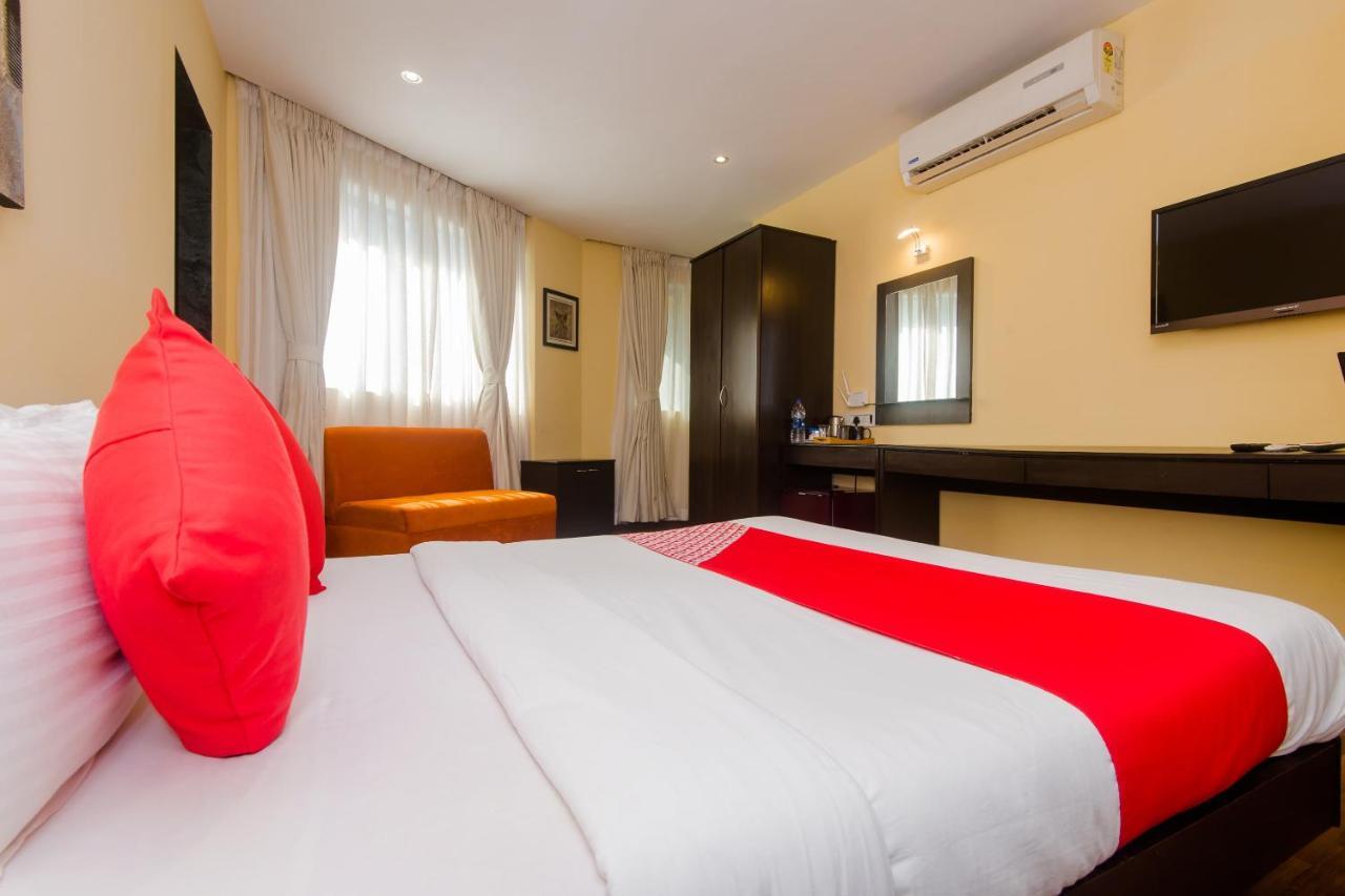 Hotel Orritel West Мумбаи Экстерьер фото